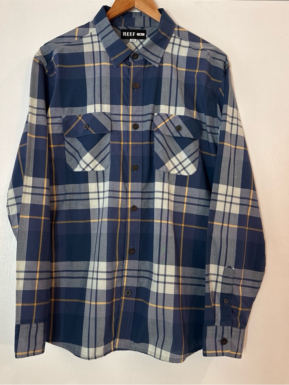 Reef Men’s Sz LG Blue Plaid Two Pocket Cotton Long Sleeve Dano Work Shirt NWOT